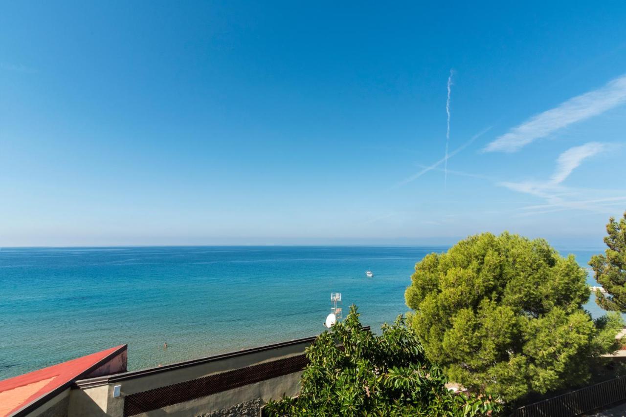 Residenza Fontanelle-Beach Resort 산타마리아디카스텔라바테 외부 사진