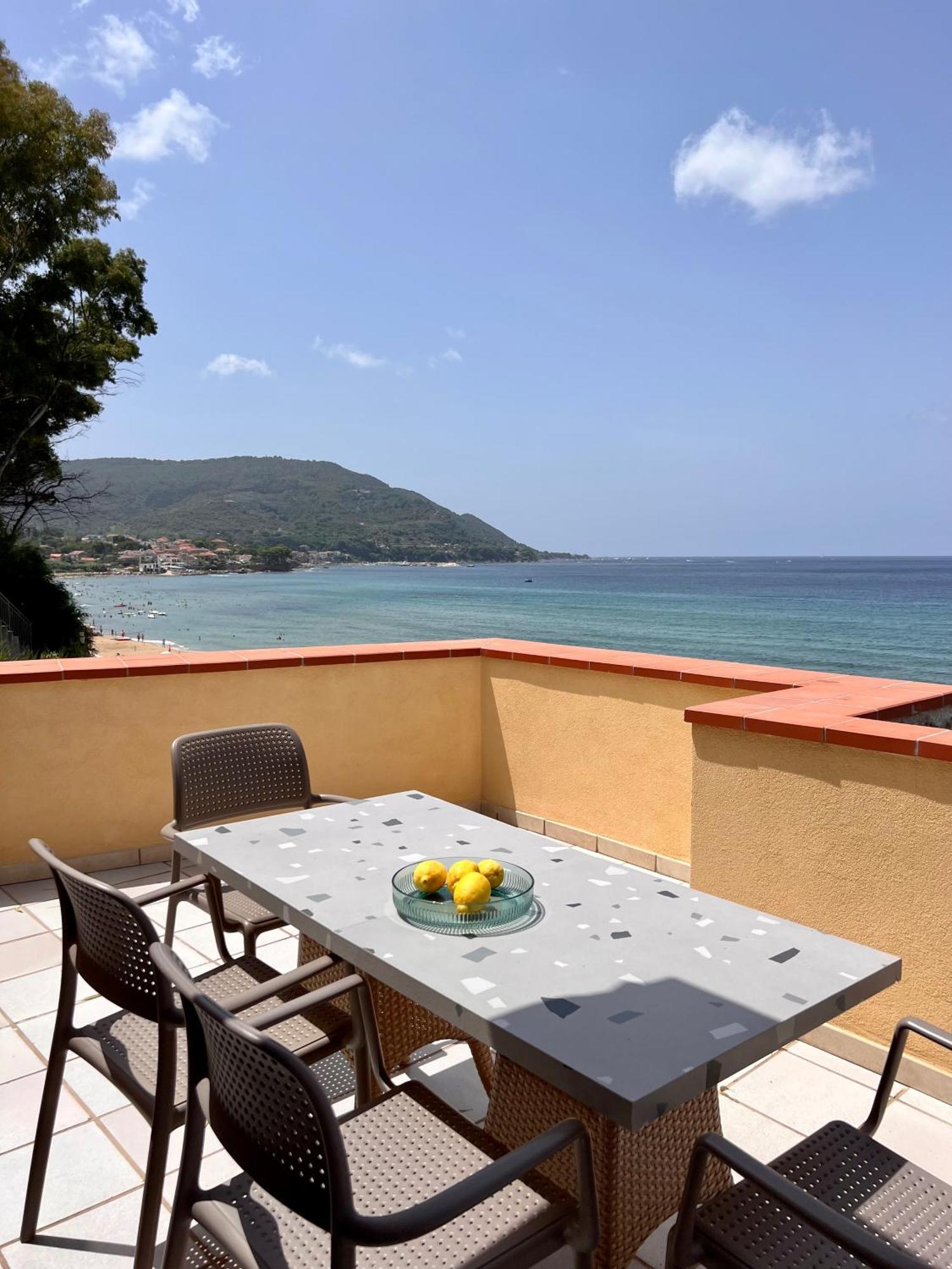 Residenza Fontanelle-Beach Resort 산타마리아디카스텔라바테 외부 사진